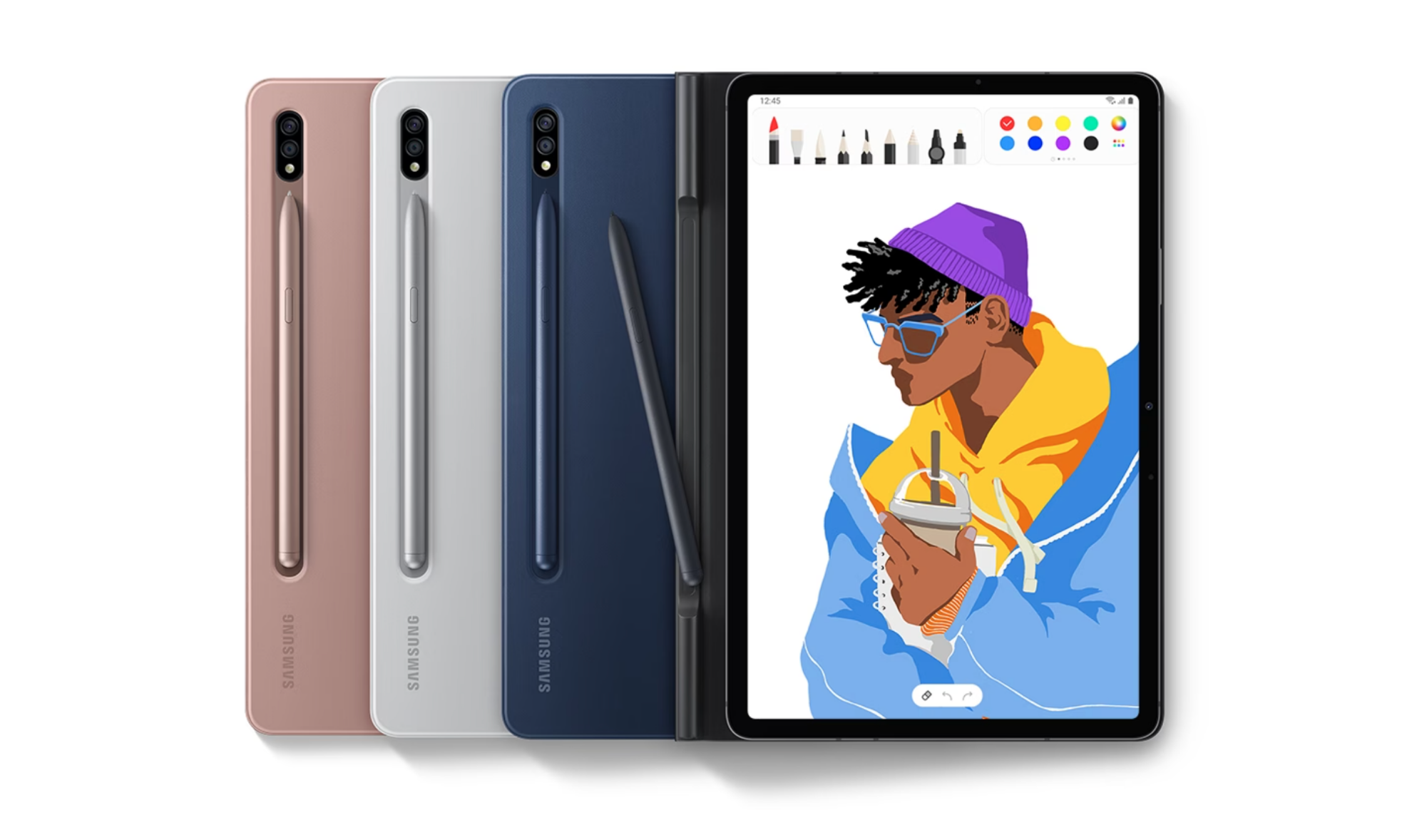 Bao da Galaxy Tab S7 màu hồng, bạc, xanh navy, đen đặt liên tiếp cạnh nhau. Bút màu hồng đính vào mặt sau của bao da màu hồng, bút bạc đính trên mặt sau bao da màu bạc và bút xanh navy đính trên mặt sau của bao da màu xanh navy, bao da đang mở và bạn có thể nhìn thấy màn hình với một chiếc bút bên trên.